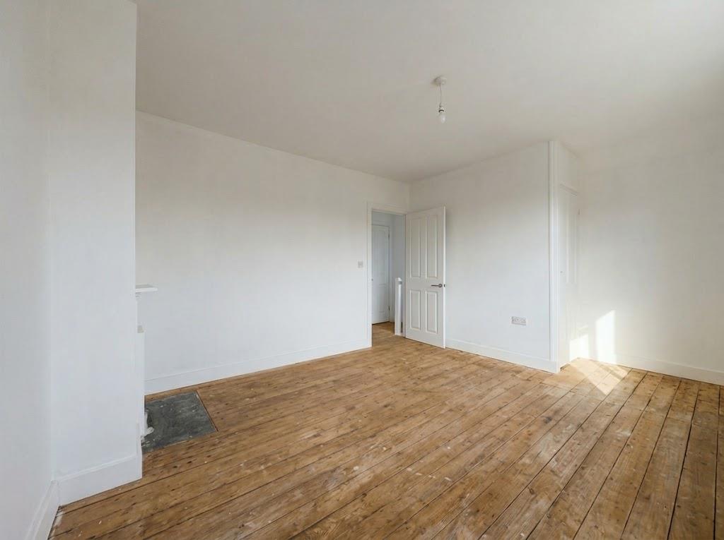 Abbots Road, Edgware, HA8, Edgware